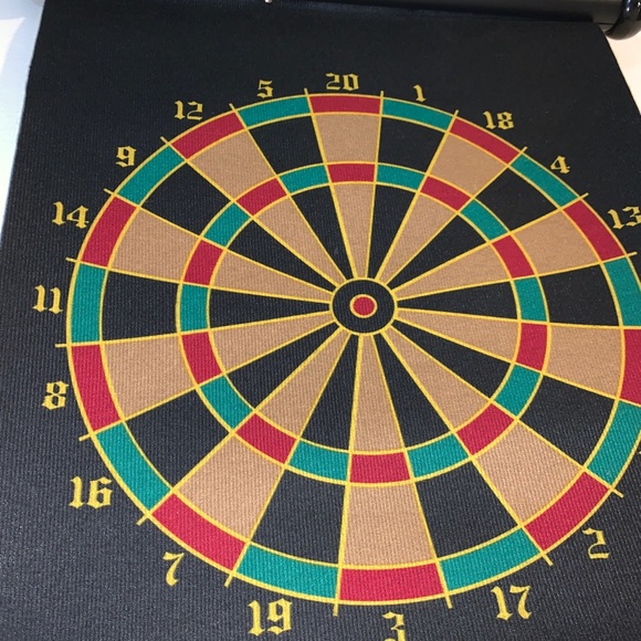 Safety Magnetic Dart Board - Picture 4 of 6